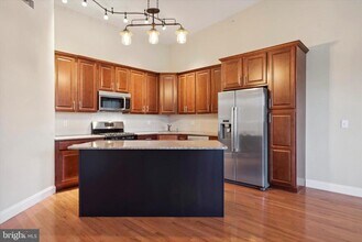 4151 Cresson St in Philadelphia, PA - Building Photo - Building Photo