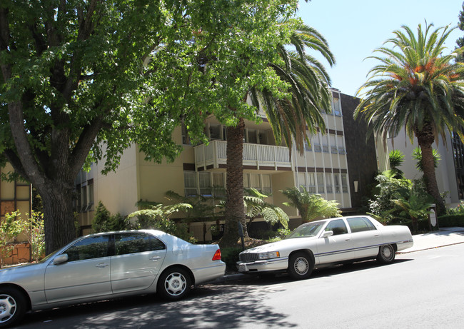 La Paz Apartments in Burlingame, CA - Building Photo - Building Photo