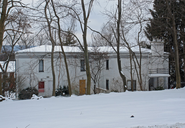 169 W Prospect Ave in State College, PA - Foto de edificio - Building Photo