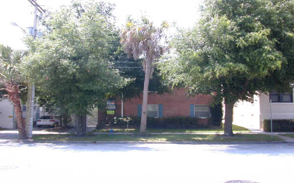 116 4th Ave NE in St. Petersburg, FL - Building Photo - Building Photo