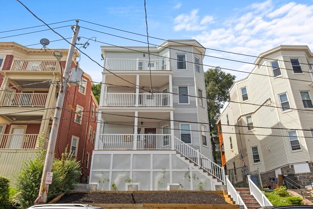 31 Juliette St, Unit 1 in Boston, MA - Building Photo