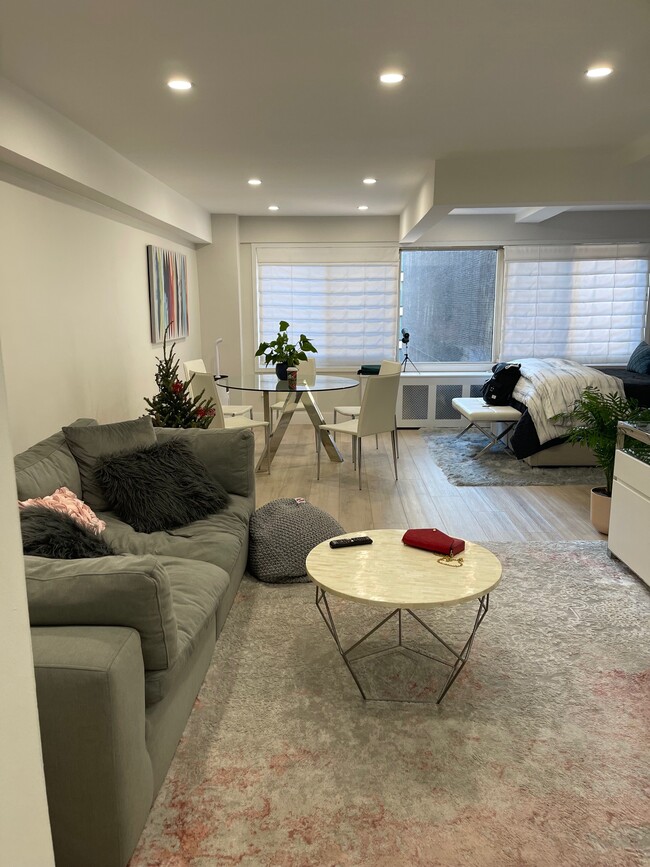 property at 240 E 55th St