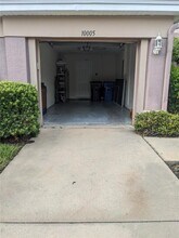 10005 Tranquility Way in Tampa, FL - Foto de edificio - Building Photo