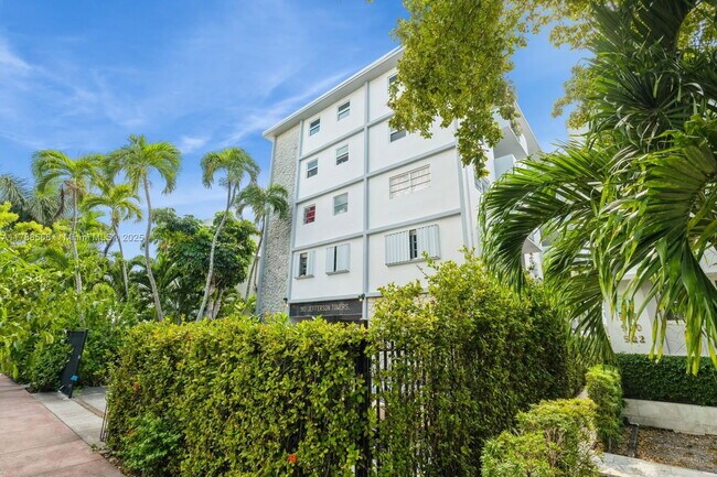property at 910 Jefferson Ave