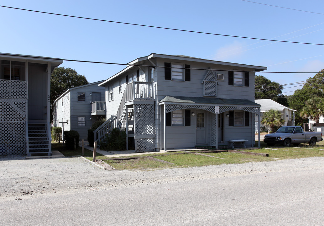 Shore Fun Rooms & Apartments in North Myrtle Beach, SC - Foto de edificio