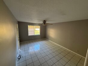 121 N Robinson St in Senatobia, MS - Building Photo - Building Photo