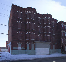 118 Newton St Apartments