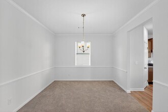 233 Bloomfield Cir in Canton, GA - Building Photo - Building Photo