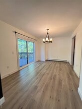 6 Hilltop Cir in Fishkill, NY - Building Photo - Building Photo