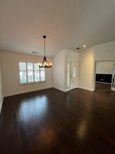 1326 S Laguna St in Visalia, CA - Building Photo - Building Photo