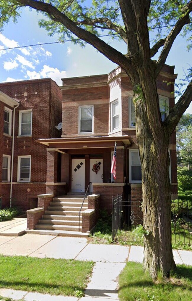 2600 W Winona St in Chicago, IL - Building Photo - Building Photo