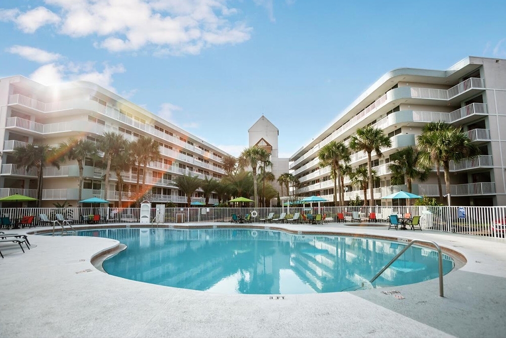 West Bay Village in Kissimmee, FL - Foto de edificio