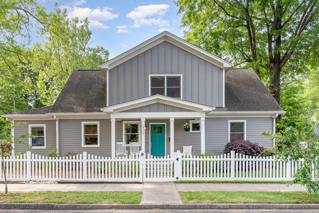 219 Northwood Cir in Durham, NC - Building Photo