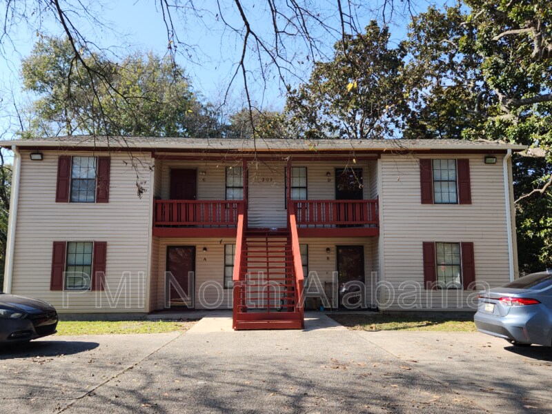 201 8th Ave SW in Decatur, AL - Building Photo