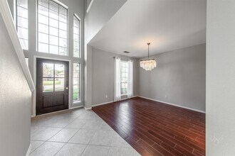 11026 Anilu Dr in Richmond, TX - Building Photo - Building Photo