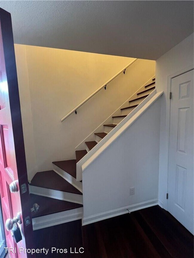 2703 N Centennial St photo'