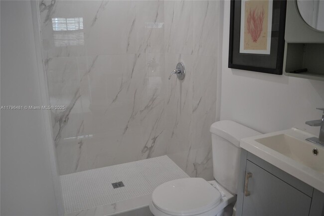 3220 SW 93rd Pl in Miami, FL - Building Photo - Building Photo