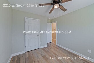 2210 W Short 17th St in North Little Rock, AR - Building Photo - Building Photo