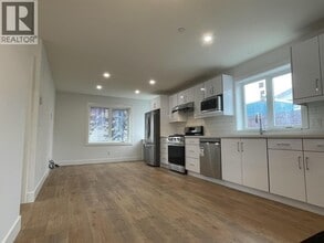 6349 Fremlin St in Vancouver, BC - Building Photo - Building Photo