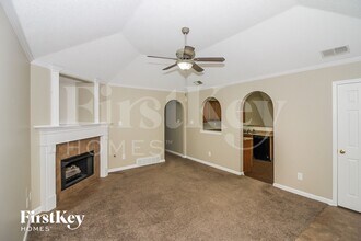 10148 Cross Valley Dr in Cordova, TN - Building Photo - Building Photo