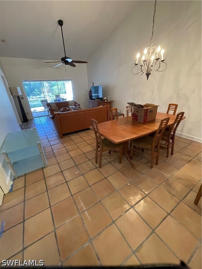 6276 Shadowood Cir in Naples, FL - Building Photo - Building Photo