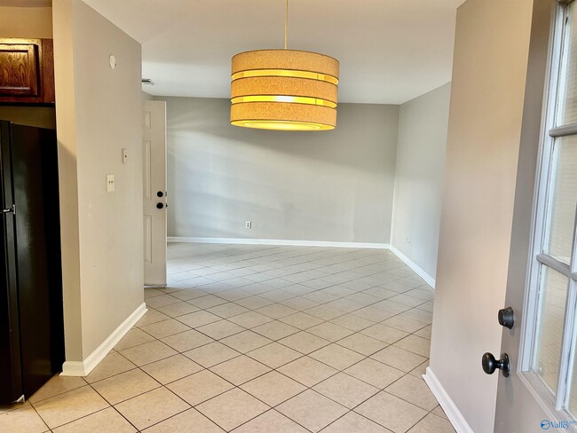 142 Angela Dr in Madison, AL - Building Photo - Building Photo