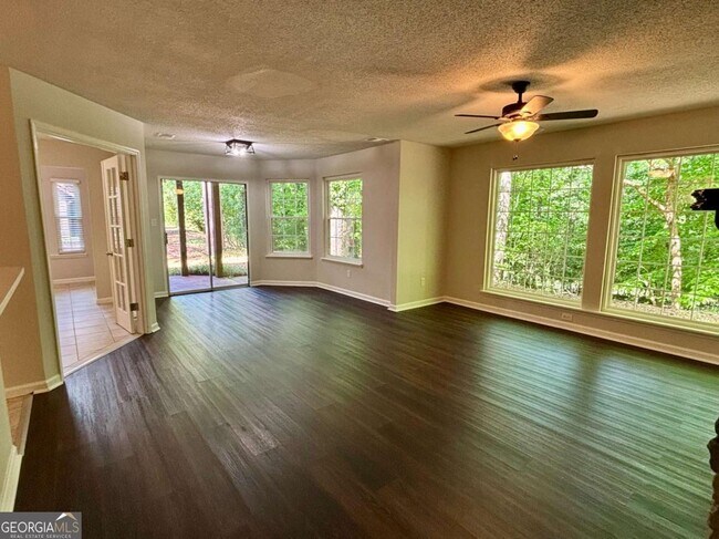 320 Hawkstone Way in Alpharetta, GA - Building Photo - Building Photo