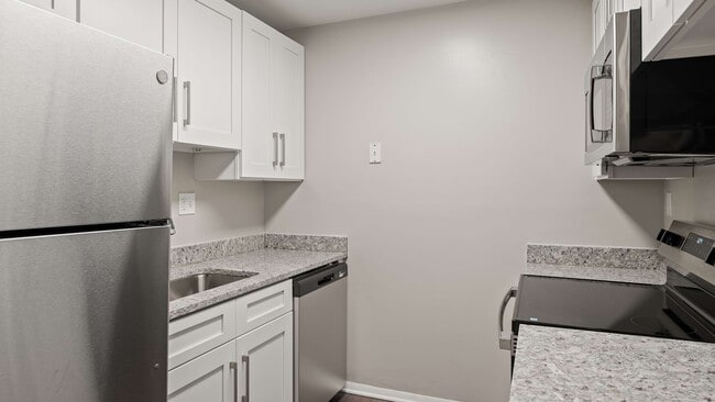 Heritage at Leesburg in Leesburg, VA - Foto de edificio - Building Photo