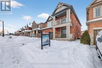 2525 Bridle Rd in Oshawa, ON - Building Photo - Building Photo