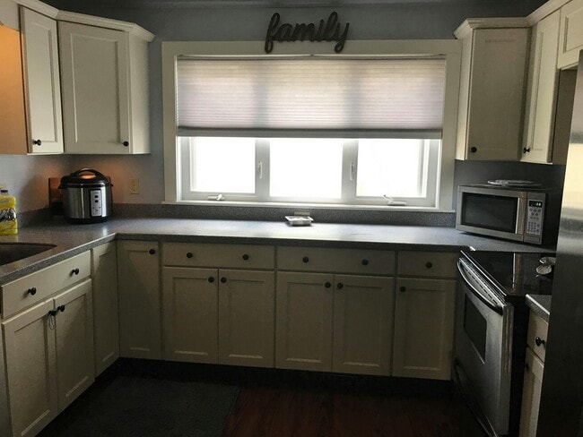 73 Friend St in Gloucester, MA - Building Photo - Building Photo