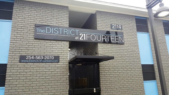 District at 21 Fourteen in Temple, TX - Foto de edificio - Building Photo