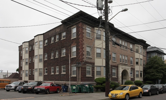 Rialto Court Apartments in Seattle, WA - Building Photo - Building Photo