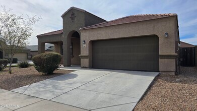 5042 S 237th Dr in Buckeye, AZ - Building Photo - Building Photo