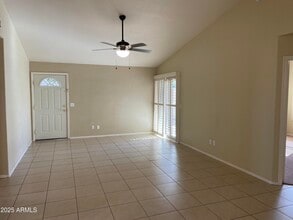 8949 W Kathleen Rd in Peoria, AZ - Building Photo - Building Photo