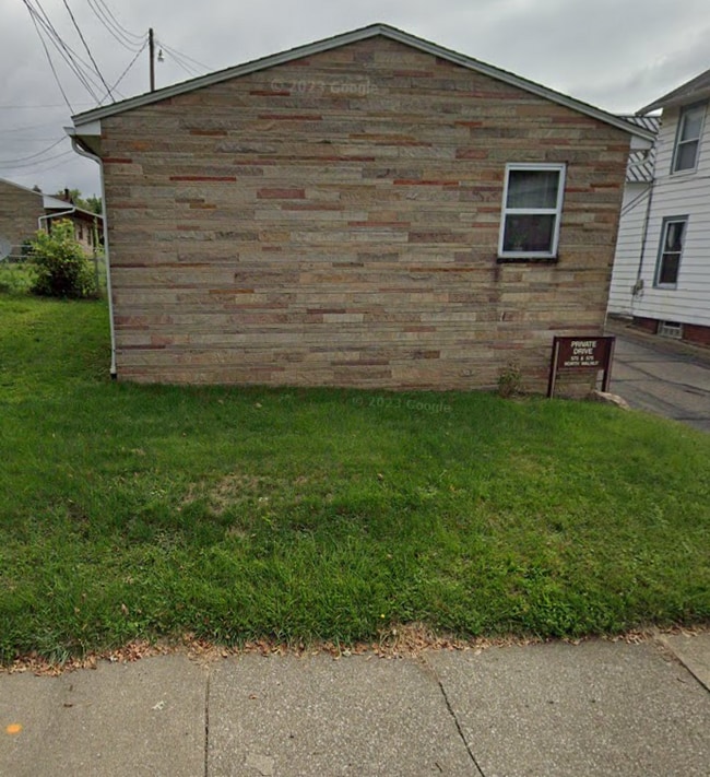 575 N Walnut St in Wooster, OH - Building Photo - Building Photo