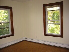 7 Eric Rd, Unit NA in Boston, MA - Building Photo
