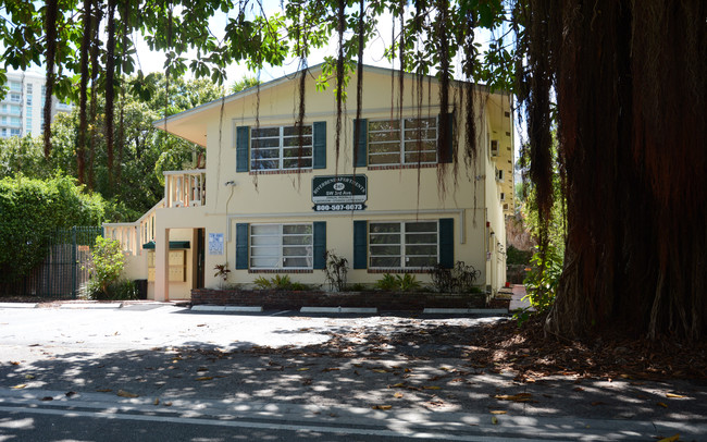 River Bend Apartments in Fort Lauderdale, FL - Building Photo - Building Photo