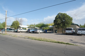 414-420 E Kelso St in Tucson, AZ - Foto de edificio - Building Photo