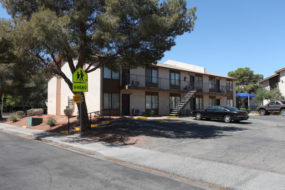 Sage Point Apartments in Las Vegas, NV - Building Photo