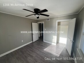 1208 McArthur Dr in Jacksonville, AR - Building Photo - Building Photo