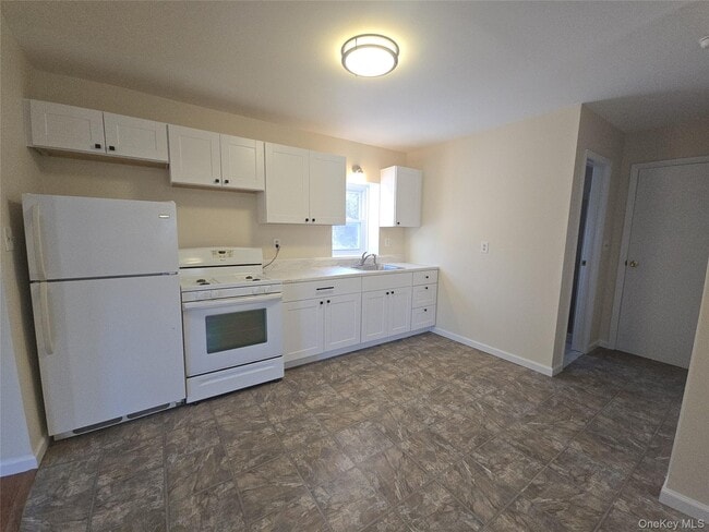 91 Holloran Rd in New Windsor, NY - Building Photo - Building Photo