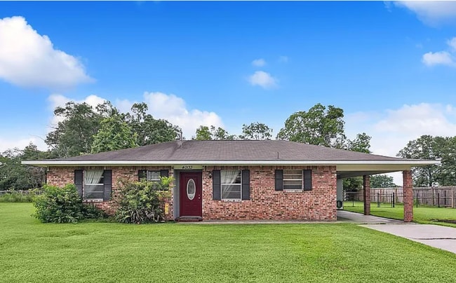 property at 40133 Marie Rd