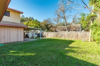2720 Blueberry Ln in Pasadena, TX - Building Photo - Building Photo