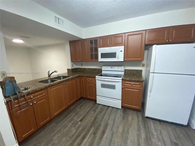 8250 SW 149th Ct in Miami, FL - Building Photo - Building Photo