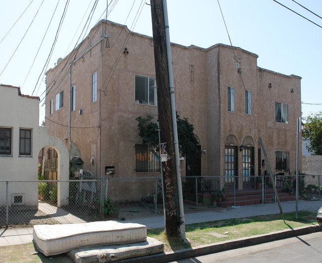 4450 E Burns Ave in Los Angeles, CA - Building Photo - Building Photo