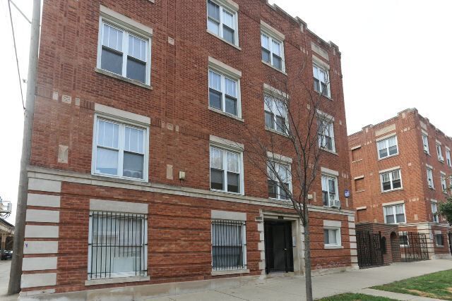 3527 N Sheffield Ave, Unit J05P in Chicago, IL - Building Photo - Building Photo