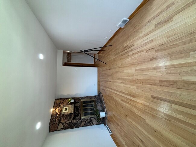 6210 W 64th St in Chicago, IL - Building Photo - Building Photo