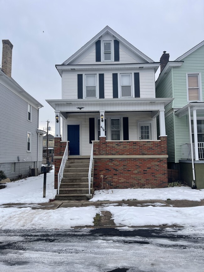property at 434 N Erie St
