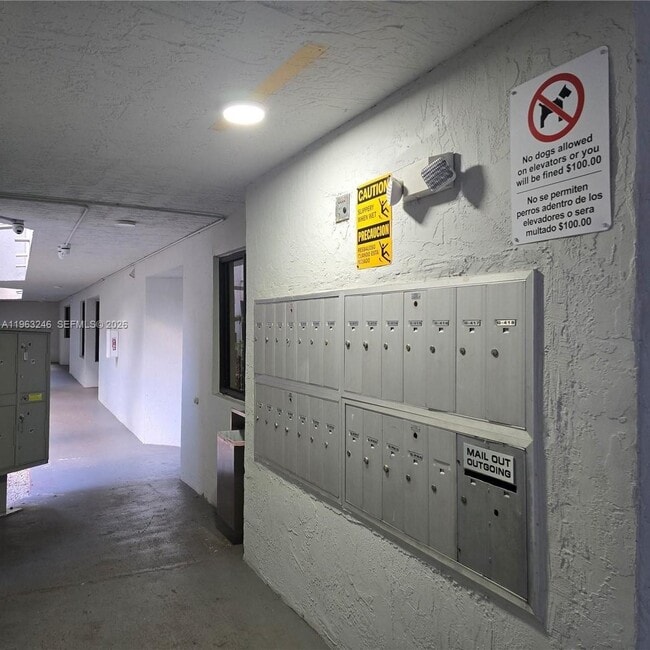 8205 SW 152nd Ave in Miami, FL - Building Photo - Building Photo