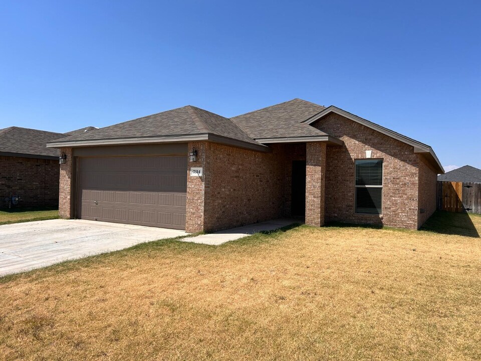 7314 29th St in Lubbock, TX - Building Photo